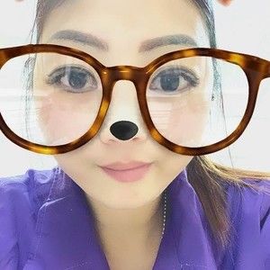 Meet your Posher, Kayly ong